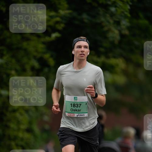 21.09.2025 - PSD Bank Halbmarathon Patografie http://msf.ph/oto/8949380 21.09.2025 09:49:09 Laufen 1837 meine-sportfotos.de