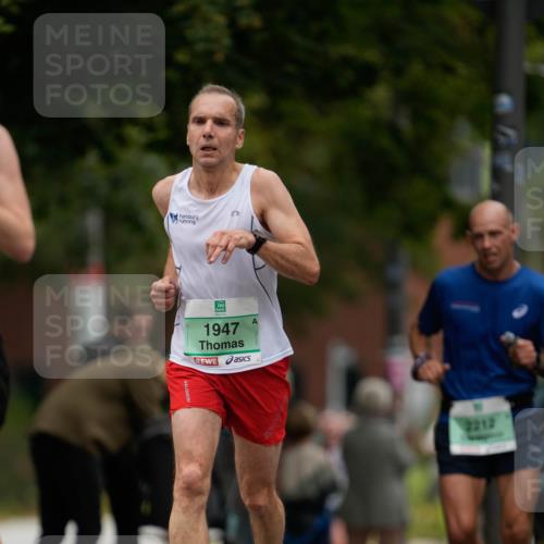 21.09.2025 - PSD Bank Halbmarathon Patografie http://msf.ph/oto/8949449 21.09.2025 10:04:22 Laufen 1947, 2212 meine-sportfotos.de