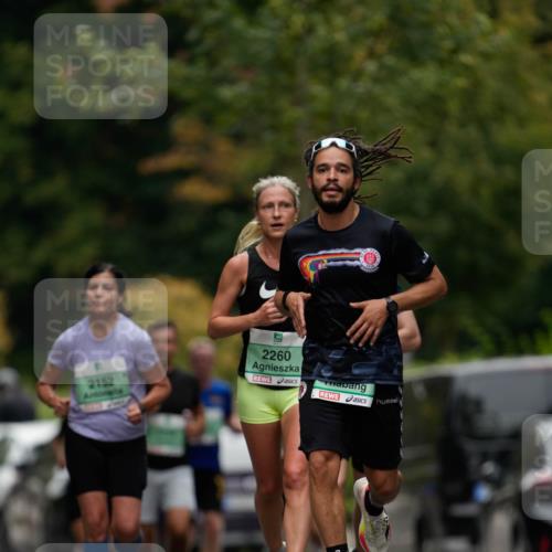 21.09.2025 - PSD Bank Halbmarathon Patografie http://msf.ph/oto/8949482 21.09.2025 10:11:11 Laufen 2152, 2260 meine-sportfotos.de