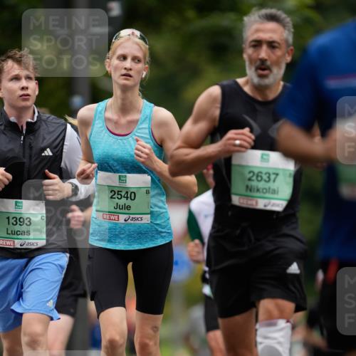 21.09.2025 - PSD Bank Halbmarathon Patografie http://msf.ph/oto/8949525 21.09.2025 10:18:29 Laufen 1393, 11, 2540, 2637 meine-sportfotos.de