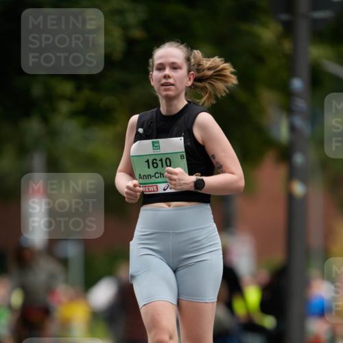 21.09.2025 - PSD Bank Halbmarathon Patografie http://msf.ph/oto/8949527 21.09.2025 10:18:36 Laufen 1610 meine-sportfotos.de