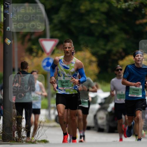 21.09.2025 - PSD Bank Halbmarathon Patografie http://msf.ph/oto/8949585 21.09.2025 09:55:01 Laufen 34, 1456, 1949 meine-sportfotos.de