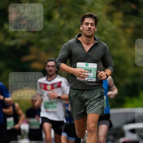 21.09.2025 - PSD Bank Halbmarathon Patografie http://msf.ph/oto/8949667 21.09.2025 10:08:52 Laufen 128 meine-sportfotos.de