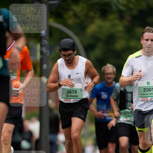 21.09.2025 - PSD Bank Halbmarathon Patografie http://msf.ph/oto/8949703 21.09.2025 10:15:18 Laufen 2678, 2301 meine-sportfotos.de