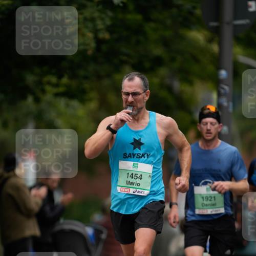 21.09.2025 - PSD Bank Halbmarathon Patografie http://msf.ph/oto/8949763 21.09.2025 10:00:45 Laufen 1454, 1921 meine-sportfotos.de