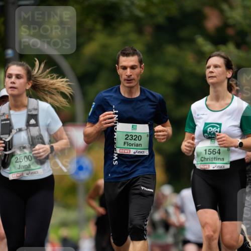 21.09.2025 - PSD Bank Halbmarathon Patografie http://msf.ph/oto/8949790 21.09.2025 10:15:23 Laufen 2500, 2320, 1564 meine-sportfotos.de