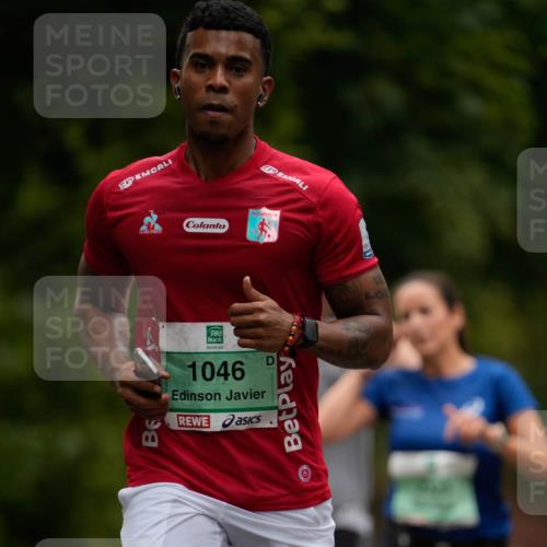 21.09.2025 - PSD Bank Halbmarathon Patografie http://msf.ph/oto/8949801 21.09.2025 10:17:20 Laufen 98, 1046 meine-sportfotos.de