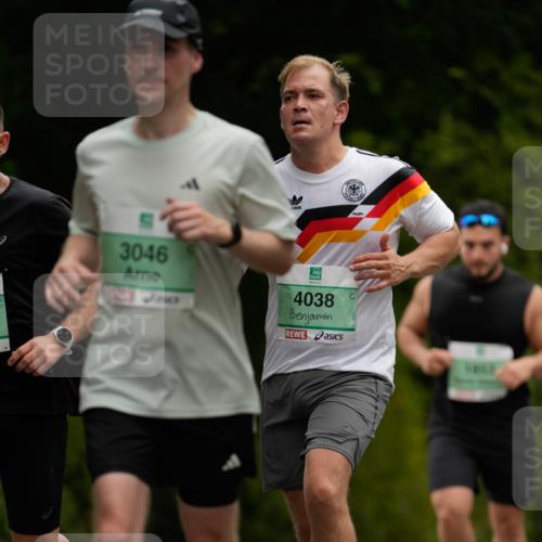 21.09.2025 - PSD Bank Halbmarathon Patografie http://msf.ph/oto/8949815 21.09.2025 10:21:39 Laufen 3046, 4038 meine-sportfotos.de