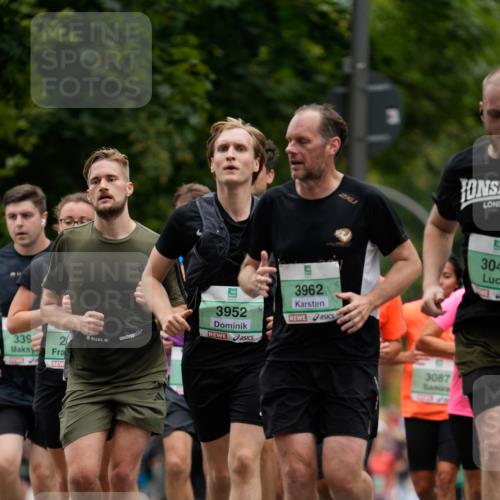 21.09.2025 - PSD Bank Halbmarathon Patografie http://msf.ph/oto/8949823 21.09.2025 10:21:56 Laufen 339, 2, 3952, 3962, 3087, 304 meine-sportfotos.de