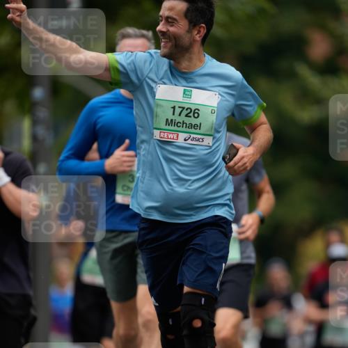 21.09.2025 - PSD Bank Halbmarathon Patografie http://msf.ph/oto/8949907 21.09.2025 10:24:54 Laufen 1726 meine-sportfotos.de