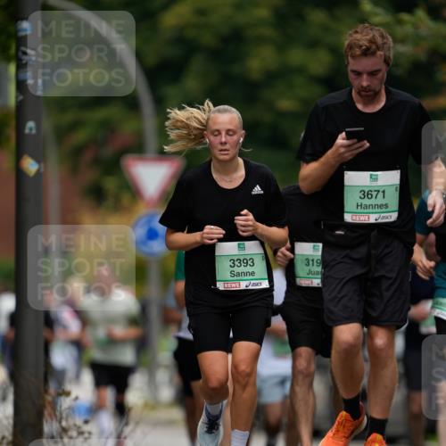 21.09.2025 - PSD Bank Halbmarathon Patografie http://msf.ph/oto/8949955 21.09.2025 10:26:59 Laufen 3393, 319, 3671 meine-sportfotos.de