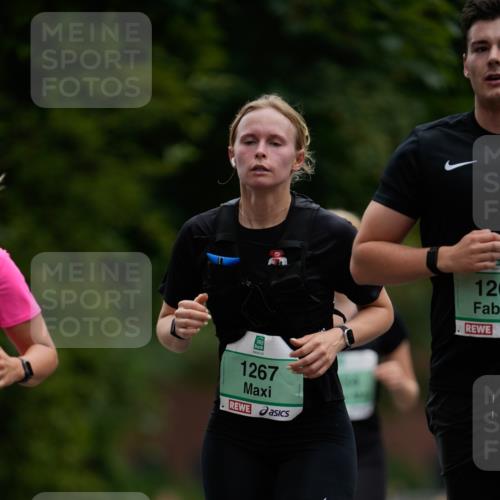 21.09.2025 - PSD Bank Halbmarathon Patografie http://msf.ph/oto/8949970 21.09.2025 10:27:37 Laufen 1267, 126 meine-sportfotos.de