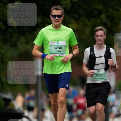 21.09.2025 - PSD Bank Halbmarathon Patografie http://msf.ph/oto/8949980 21.09.2025 10:28:15 Laufen 3230, 3526 meine-sportfotos.de