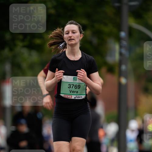 21.09.2025 - PSD Bank Halbmarathon Patografie http://msf.ph/oto/8950027 21.09.2025 10:29:59 Laufen 3769 meine-sportfotos.de