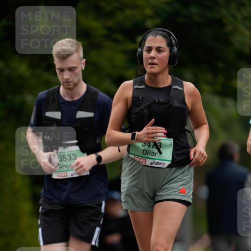 21.09.2025 - PSD Bank Halbmarathon Patografie http://msf.ph/oto/8950034 21.09.2025 10:30:13 Laufen 3533, 3473 meine-sportfotos.de