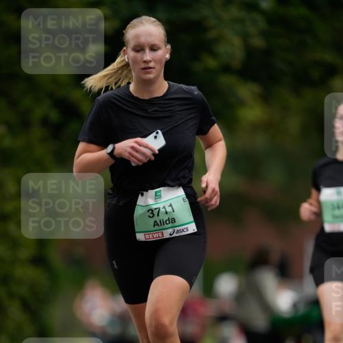 21.09.2025 - PSD Bank Halbmarathon Patografie http://msf.ph/oto/8950045 21.09.2025 10:30:45 Laufen 3711, 344 meine-sportfotos.de