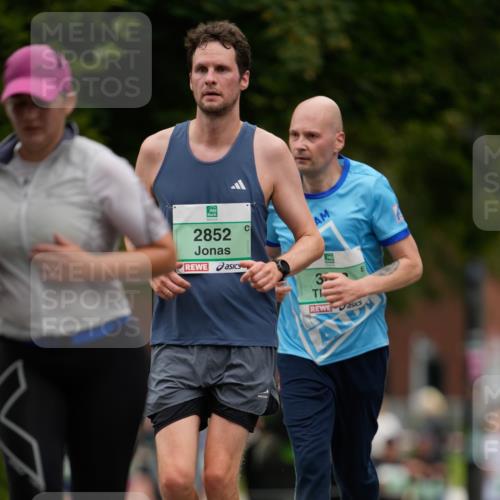 21.09.2025 - PSD Bank Halbmarathon Patografie http://msf.ph/oto/8950054 21.09.2025 10:31:07 Laufen 2852, 3 meine-sportfotos.de