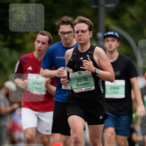 21.09.2025 - PSD Bank Halbmarathon Patografie http://msf.ph/oto/8950087 21.09.2025 10:32:27 Laufen 3247, 3570, 2990 meine-sportfotos.de