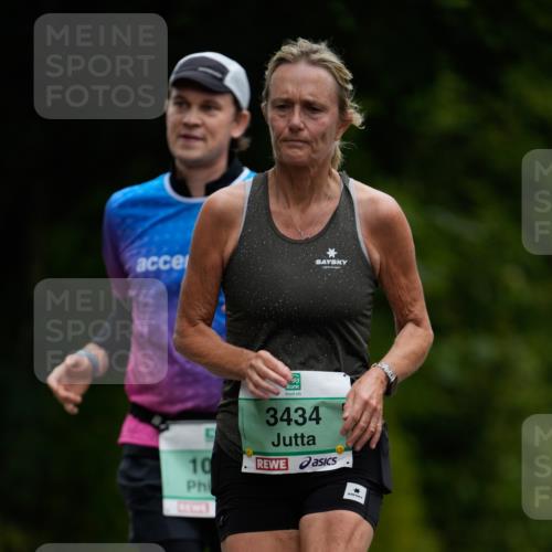 21.09.2025 - PSD Bank Halbmarathon Patografie http://msf.ph/oto/8950105 21.09.2025 10:33:23 Laufen 10, 3434 meine-sportfotos.de