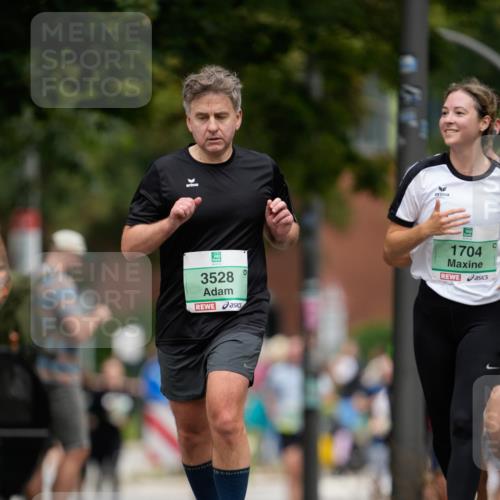 21.09.2025 - PSD Bank Halbmarathon Patografie http://msf.ph/oto/8950120 21.09.2025 10:34:01 Laufen 3528, 1704 meine-sportfotos.de