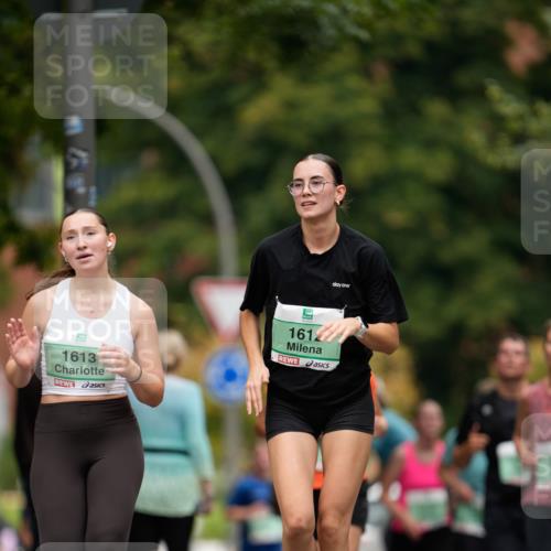 21.09.2025 - PSD Bank Halbmarathon Patografie http://msf.ph/oto/8950174 21.09.2025 10:35:57 Laufen 1613, 1612 meine-sportfotos.de