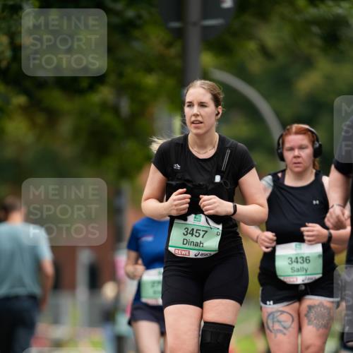 21.09.2025 - PSD Bank Halbmarathon Patografie http://msf.ph/oto/8950257 21.09.2025 10:39:52 Laufen 3457, 3436 meine-sportfotos.de