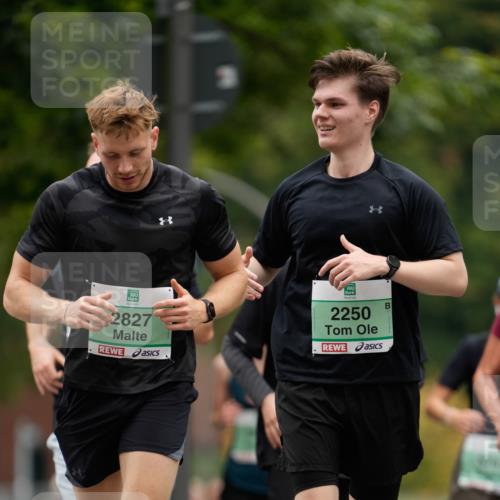 21.09.2025 - PSD Bank Halbmarathon Patografie http://msf.ph/oto/8950262 21.09.2025 10:40:04 Laufen 8, 2827, 2250 meine-sportfotos.de