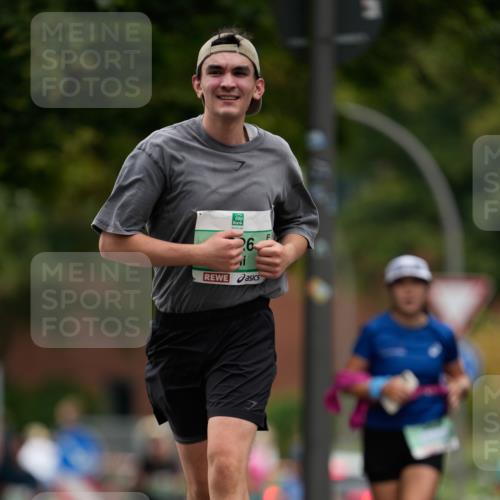 21.09.2025 - PSD Bank Halbmarathon Patografie http://msf.ph/oto/8950320 21.09.2025 10:42:50 Laufen 6 meine-sportfotos.de
