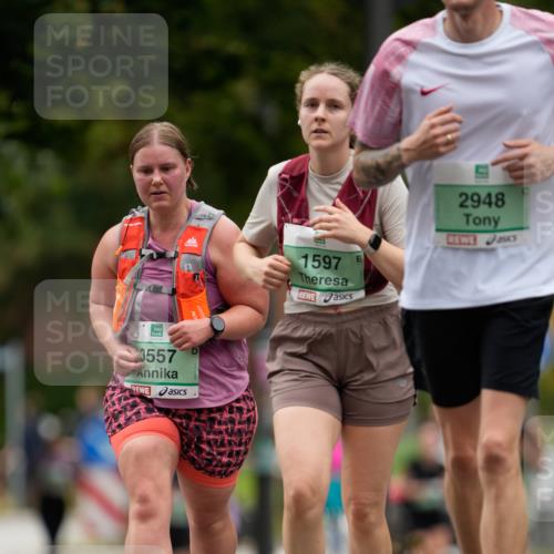 21.09.2025 - PSD Bank Halbmarathon Patografie http://msf.ph/oto/8950322 21.09.2025 10:42:57 Laufen 3557, 1597, 2948 meine-sportfotos.de