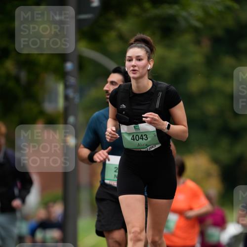 21.09.2025 - PSD Bank Halbmarathon Patografie http://msf.ph/oto/8950333 21.09.2025 10:43:31 Laufen 2, 4043 meine-sportfotos.de