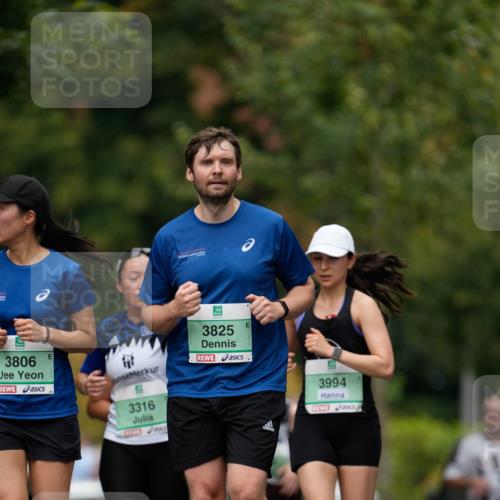 21.09.2025 - PSD Bank Halbmarathon Patografie http://msf.ph/oto/8950360 21.09.2025 10:45:41 Laufen 3806, 3825, 3316, 3994 meine-sportfotos.de