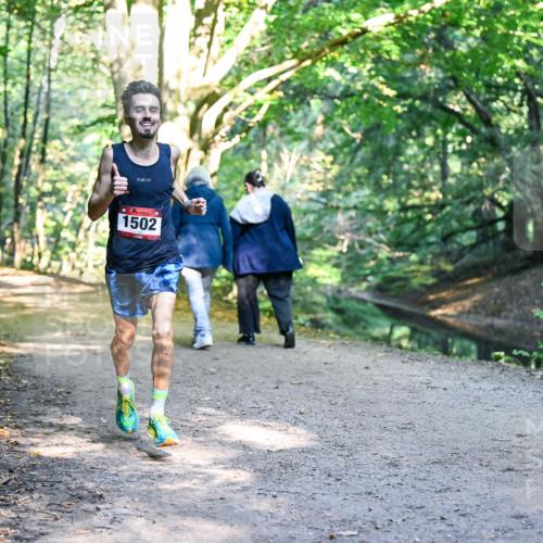 28.09.2025 - 33. Volkslauf durch das schöne Alstertal Dr. Thomas Lammeyer http://msf.ph/oto/8950533 28.09.2025 10:12:16 Laufen 1502 meine-sportfotos.de