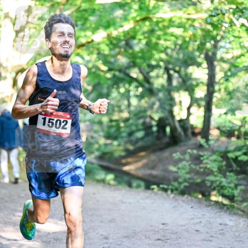28.09.2025 - 33. Volkslauf durch das schöne Alstertal Dr. Thomas Lammeyer http://msf.ph/oto/8950538 28.09.2025 10:12:17 Laufen 1502 meine-sportfotos.de