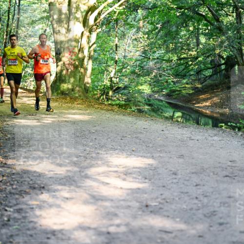 28.09.2025 - 33. Volkslauf durch das schöne Alstertal Dr. Thomas Lammeyer http://msf.ph/oto/8950601 28.09.2025 10:13:46 Laufen 150, 1002, 1505, 1506 meine-sportfotos.de