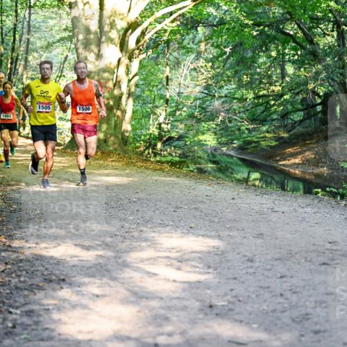 28.09.2025 - 33. Volkslauf durch das schöne Alstertal Dr. Thomas Lammeyer http://msf.ph/oto/8950605 28.09.2025 10:13:46 Laufen 1002, 1505, 1506 meine-sportfotos.de