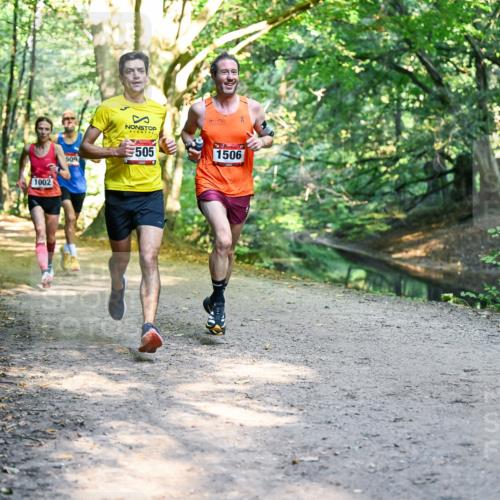 28.09.2025 - 33. Volkslauf durch das schöne Alstertal Dr. Thomas Lammeyer http://msf.ph/oto/8950612 28.09.2025 10:13:47 Laufen 1002, 509, 505, 1506 meine-sportfotos.de