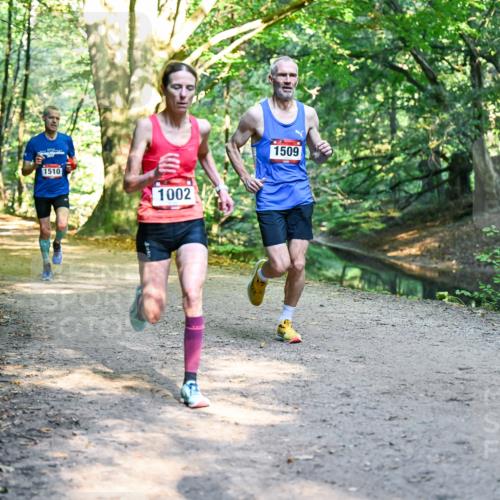 28.09.2025 - 33. Volkslauf durch das schöne Alstertal Dr. Thomas Lammeyer http://msf.ph/oto/8950623 28.09.2025 10:13:49 Laufen 1510, 1002, 1509 meine-sportfotos.de