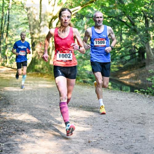 28.09.2025 - 33. Volkslauf durch das schöne Alstertal Dr. Thomas Lammeyer http://msf.ph/oto/8950625 28.09.2025 10:13:49 Laufen 1510, 1002, 1509 meine-sportfotos.de