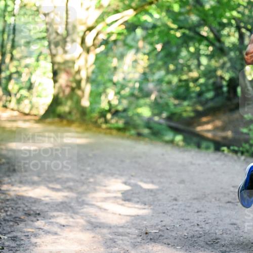 28.09.2025 - 33. Volkslauf durch das schöne Alstertal Dr. Thomas Lammeyer http://msf.ph/oto/8950642 28.09.2025 10:13:52 Laufen 2017, 1510 meine-sportfotos.de
