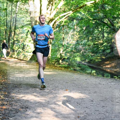 28.09.2025 - 33. Volkslauf durch das schöne Alstertal Dr. Thomas Lammeyer http://msf.ph/oto/8950716 28.09.2025 10:14:27 Laufen 1521, 1513 meine-sportfotos.de
