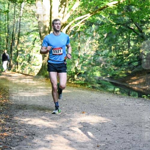 28.09.2025 - 33. Volkslauf durch das schöne Alstertal Dr. Thomas Lammeyer http://msf.ph/oto/8950717 28.09.2025 10:14:27 Laufen 1521 meine-sportfotos.de