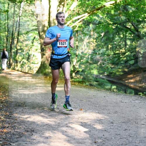 28.09.2025 - 33. Volkslauf durch das schöne Alstertal Dr. Thomas Lammeyer http://msf.ph/oto/8950718 28.09.2025 10:14:27 Laufen 1521 meine-sportfotos.de