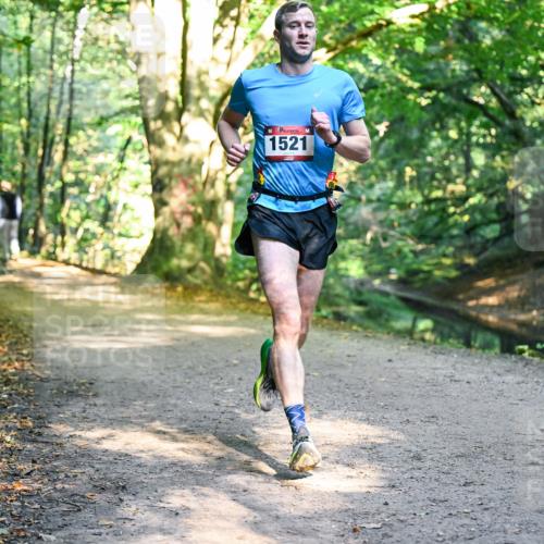 28.09.2025 - 33. Volkslauf durch das schöne Alstertal Dr. Thomas Lammeyer http://msf.ph/oto/8950721 28.09.2025 10:14:27 Laufen 1521 meine-sportfotos.de