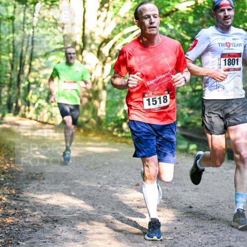 28.09.2025 - 33. Volkslauf durch das schöne Alstertal Dr. Thomas Lammeyer http://msf.ph/oto/8950740 28.09.2025 10:14:35 Laufen 1518, 1801 meine-sportfotos.de