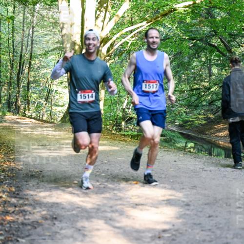 28.09.2025 - 33. Volkslauf durch das schöne Alstertal Dr. Thomas Lammeyer http://msf.ph/oto/8950783 28.09.2025 10:14:55 Laufen 1517, 1514 meine-sportfotos.de