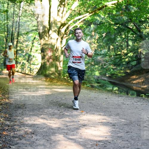 28.09.2025 - 33. Volkslauf durch das schöne Alstertal Dr. Thomas Lammeyer http://msf.ph/oto/8950830 28.09.2025 10:15:16 Laufen 1846, 1519 meine-sportfotos.de