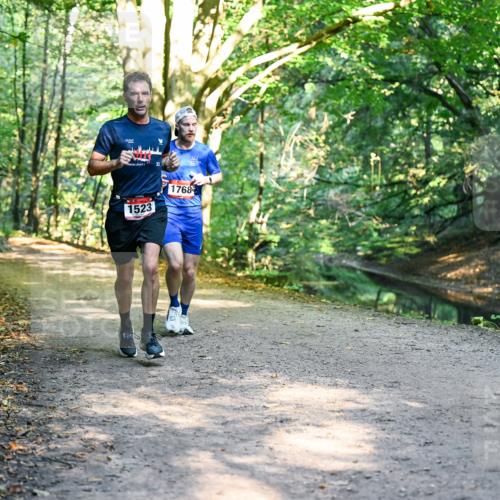 28.09.2025 - 33. Volkslauf durch das schöne Alstertal Dr. Thomas Lammeyer http://msf.ph/oto/8950860 28.09.2025 10:15:23 Laufen 33, 1523, 1768 meine-sportfotos.de