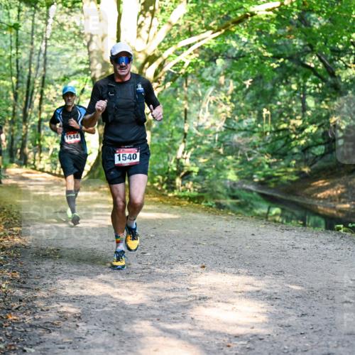 28.09.2025 - 33. Volkslauf durch das schöne Alstertal Dr. Thomas Lammeyer http://msf.ph/oto/8950881 28.09.2025 10:15:28 Laufen 1544, 1540 meine-sportfotos.de