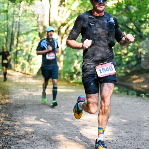 28.09.2025 - 33. Volkslauf durch das schöne Alstertal Dr. Thomas Lammeyer http://msf.ph/oto/8950888 28.09.2025 10:15:29 Laufen 1644, 1540 meine-sportfotos.de