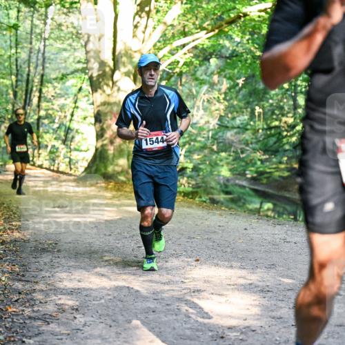 28.09.2025 - 33. Volkslauf durch das schöne Alstertal Dr. Thomas Lammeyer http://msf.ph/oto/8950890 28.09.2025 10:15:29 Laufen 1544, 1540 meine-sportfotos.de